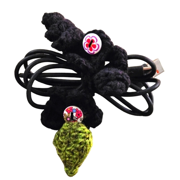 Hand Crafted Bookmark Handmade Crochet Knitted Data Cable tie Acrylic Accessory - Picture 3 of 17